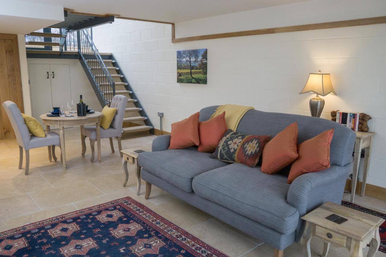 Vineyard Barn Room Woodchester 外观 照片